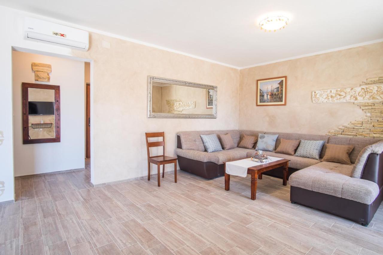 Villa Dijana West Linardići Kültér fotó